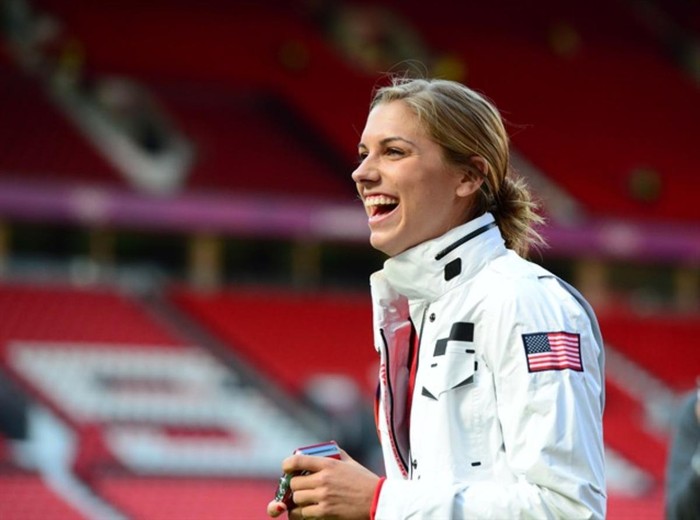 Đội tuyển bóng đá nữ Hoa Kỳ đã có dịp được tới thăm sân Old Trafford
